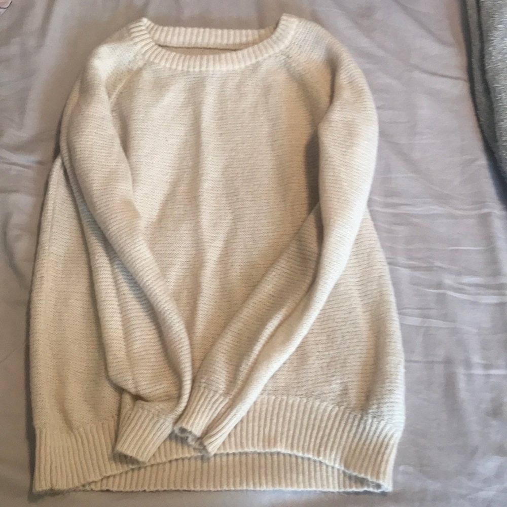 Cream sweater small